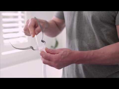 Video on how to fit the ResMed AirFit P10 nasal pillows mask